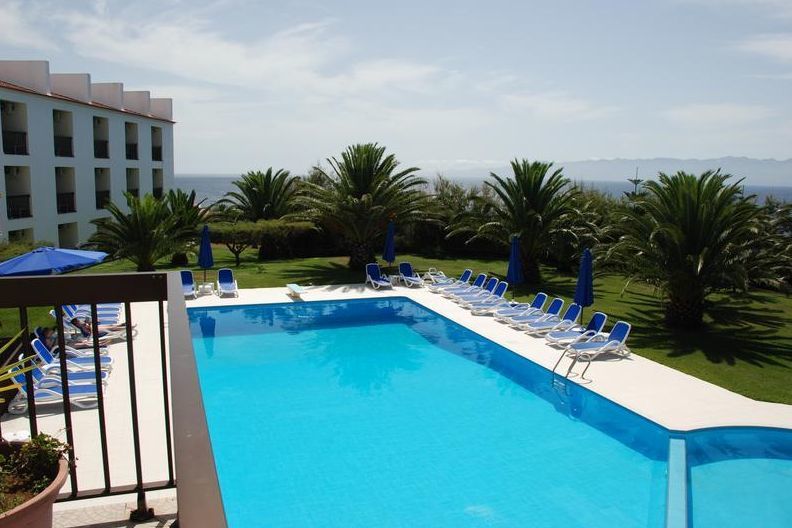 Hotel Sao Jorge Garden Velas Bagian luar foto