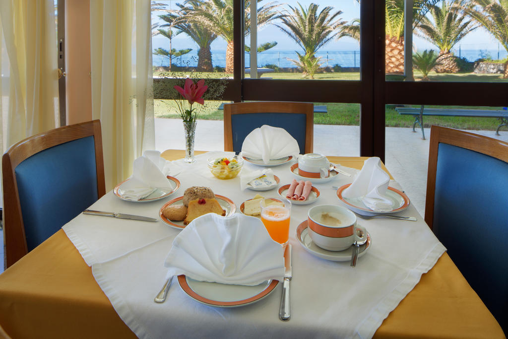 Hotel Sao Jorge Garden Velas Bagian luar foto